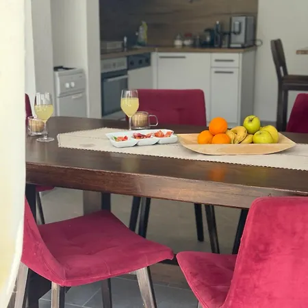 Family Estate Hadzalova Avlija Bihać